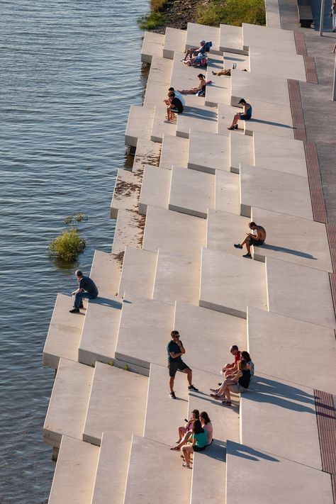 Promenade Architecture, Waterfront Landscape Design, Promenade Design, Waterfront Design, Waterfront Architecture, Landscape Stairs, Linear Park, Urban Landscape Design, Public Space Design