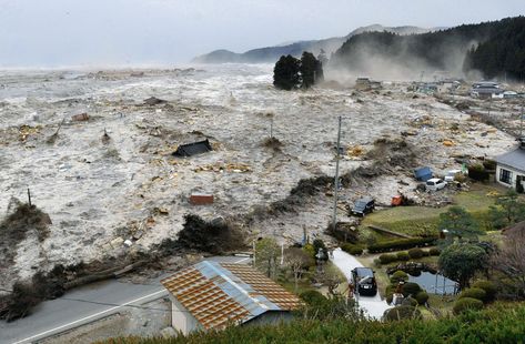 Nature Disaster, Tsunami 2011, Tsunami Waves, Huge Waves, Wild Weather, Natural Form, Fukushima, Natural Disasters, Travel Insurance