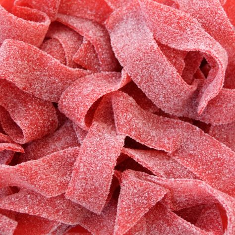 Sour strips. Penny Sweets, Strawberry Pictures, Sour Belts, Red Sugar, Strawberry Candy, Tout Rose, Jelly Babies, Pastel Red, Candy Brands