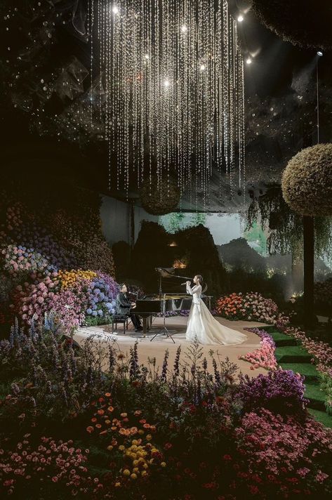 Dior Theme Wedding, Dior Wedding Theme, Dreamy Wedding Theme, Fairytail Wedding, Inground Pool Ideas, Pool Pictures, Dream Wedding Reception, Wedding Theme Inspiration, Dream Wedding Decorations