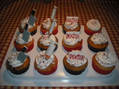 Dexter cupcakes. Dexter Cupcakes, Themed 18th Birthday Party, Dexter Cake, Bday Cookies, Butcher Knives, Medical Party, Michael C Hall, Cupcake Wars, Dexter Morgan