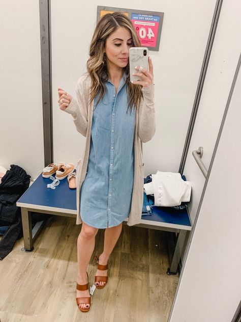 Lauren Mcbride, Looks Jeans, Spring Staples, Teaching Outfits, Hello Lover, Church Ideas, Fashion Blogger Style, Teacher Style, Style Blogger