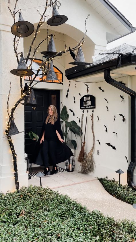 How to Make a DIY Witch Broom - Within the Grove Halloween Decorations No Porch, Witches Flying School, Witchy Outdoor Halloween Decor, Witchy Halloween Decor Outdoor, Halloween Fence Decor, Halloween Decorations Outdoor Witch, Halloween Porches, Halloween Exterior, Witch Decor Halloween