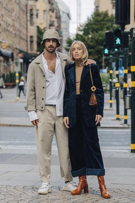 The best street style from Stockholm Fashion Week spring/summer '19 - Vogue Australia Italian Street Style, Stockholm Fashion Week, Minimalist Moda, Herren Style, Celebrity Jewelry, Cheap Necklaces, Couple Style, Jeanne Damas, Model Street Style