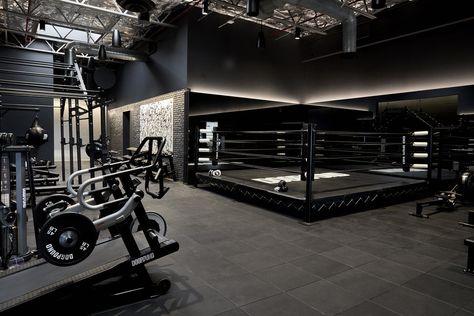 Garden gym room