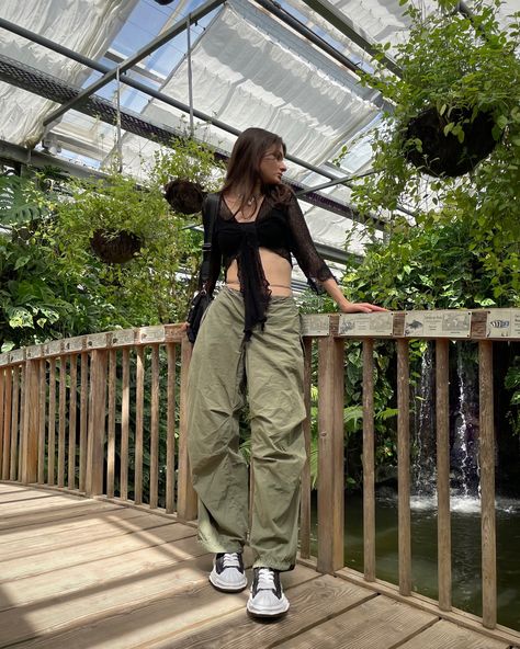 cut out top/ Pinterest girl/ aesthetic/ mirror selfie/ All black fit/ all black/ wide leg pants/ baggy fit/ subversive basics/ maison mihara yasuhiro shoes/ Streetwear/ fairy core/ 90s/ y2k/ skater girl/ archive fashion/ subversive/ archive/ Avantgarde/ hyein seo/ k-fashion/ Korean fashion/ subversive/ subversive basics/ parachute pants/ tech pants/ long braid/ Yeezy/ Helmut Lang/ all Black fit/ tech pants/ baggy pants/ motel rocks/ long braid/ all black fit/ pants skirt Shoes With Parachute Pants, Baggy Tech Pants Outfit, Olive Parachute Pants Outfit, Tech Pants Outfit, Maison Mihara Yasuhiro Shoes Outfit, Mihara Yasuhiro Shoes Outfit, Christmas In Korea, Black Parachute Pants Outfit, Maison Mihara Yasuhiro Shoes