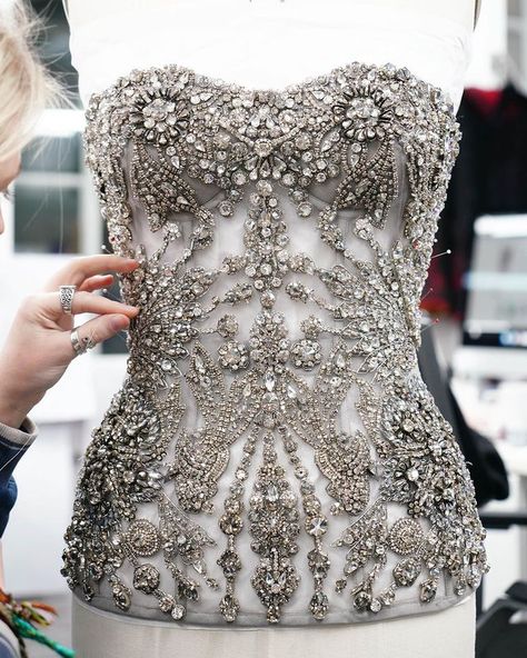 Alexander Mcqueen Corset, Crystal Embroidery, Alexander Mcqueen Dresses, Prom Girl Dresses, Couture Embroidery, Bead Embroidery Patterns, Corsets And Bustiers, Embroidery Designs Fashion, Couture Details