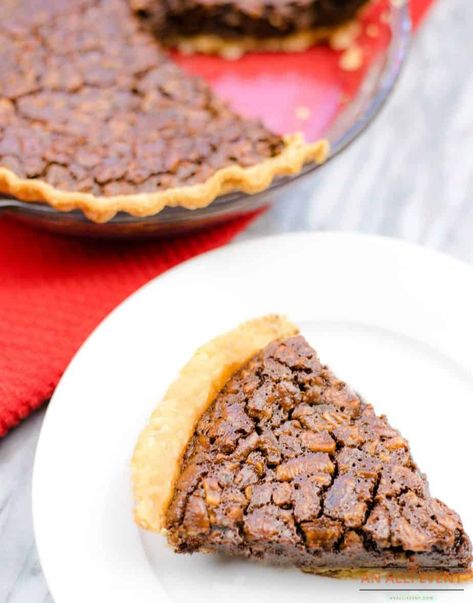 Chocolate Fudge Pecan Pie With Video Chocolate Pecan Pie Recipe, Chocolate Chess Pie, Favorite Pie Recipes, Chess Pie, Comfort Desserts, Chocolate Bourbon, Chocolate Pecan Pie, Pecan Pie Recipe, Pecan Recipes