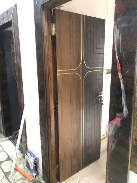 Veneer Flush Door Design, Door Design With T Patti, Main Door Design Entrance Modern Luxury, Laminate Door Design, Designer Doors, Colorful Bedroom Design, House Main Door, Flush Door Design, House Front Door Design