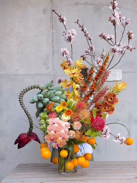 September Studio, 70s Flower Arrangements, 70s Style Flower Arrangements, September Studio Flowers, Groovy Flower Arrangement, Groovy Floral Arrangements, Large Floral Arrangements, Spring Mood, Flower Packaging