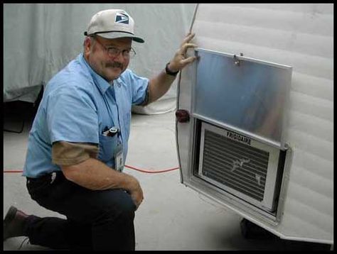 Doug's Vintage Trailer A/C Solution | National Serro Scotty Organization Camper Air Conditioner, Vintage Trailers Restoration, Shasta Camper, Vintage Camper Remodel, Truck Campers, Vintage Rv, Vintage Campers Trailers, Vintage Caravans, Camper Living