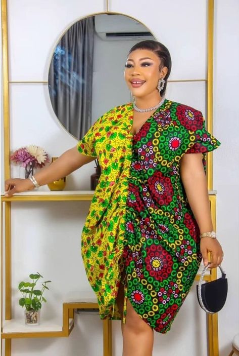 Ankara Wrap Dress Styles, Trending Ankara Gowns, Short Ankara Gowns Style, Ankara Print Dress, Kaftan Styles, African Party Dresses, Dashiki Dress, Ankara Dress Styles, Fashion Traditional