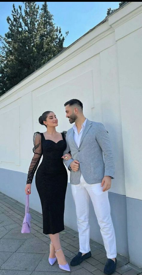 Couple Formal Dress, Formal Outfit Couple Classy, Couples Classy Outfits, Matchy Outfit Couple Formal, Elegant Couple Photos, Couple Classy Outfits, Couples Elegant Outfits Classy, Couple Elegant Outfits, Suit And Dress Couple Outfit