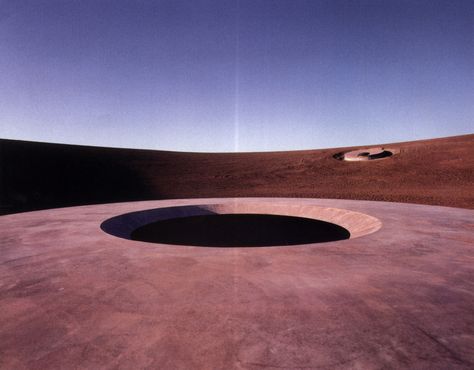 Earthworks: Grounded In Art: James Turrell: Roden Crater Roden Crater, The Doors Of Perception, James Turrell, Digital Museum, Action Painting, Light And Space, Brutalism, Sculpture Installation, Light Installation