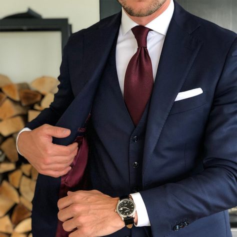 Navy Suit Burgundy Tie, Burgundy Tie Wedding, Navy Suit Tie, Blue Suit Tie, Dark Navy Blue Suit, Navy Blue Suit Men, Suit With Red Tie, Wedding Suits Men Blue, Men Suit Wedding