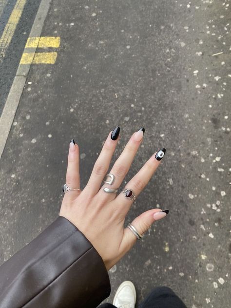 8ball Acrylic Nails, 8 Ball Acrylic Nails, Nail Ideas 8 Ball, New York Aesthetic Nails, 8 Ball Nail Design, Nail Inspo 8 Ball, 8ball Nail Design, Cigarettesaftersex Nails, Skater Nail Ideas