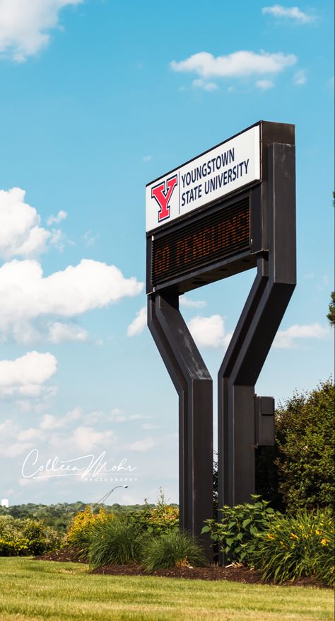 Picture of Youngstown State University sign statue. Youngstown State University, Youngstown Ohio, Northeast Ohio, Dayton Ohio, Style Photography, State University, Columbus, Cleveland, Ohio