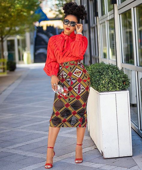 40 Latest Ankara Skirt Styles You Should Check Out | ThriveNaija Pencil Skirt Styles, Ankara Pencil Skirt, Ankara Skirt Styles, Ankara Skirts, Short Pencil Skirt, Skirt Styles, Clothes Hacks, Ankara Skirt And Blouse, Outfit Essentials