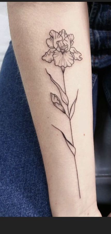 Awesome line work Iris Flower Tattoos, Flower Placement Tattoo, Straight Line Flower Tattoo, Simple Iris Tattoo Outline, Iris Tattoos For Women, Iris Spine Tattoo, Iris Back Tattoo, Lotus Sleeve Tattoo, Iris Tattoo Black