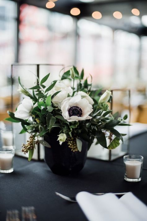 Navy Black Tie Wedding, Black And White Flower Centerpieces, White And Black Centerpieces, Anemone Wedding Centerpiece, Anemones Wedding, Anemone Centerpiece, Black And White Florals, Pretty Wedding Centerpieces, Modern Wedding Centerpieces