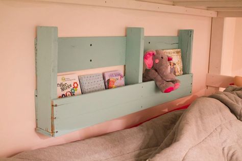 Pallet shelf that hubs made for kids bunk beds. Perfect for a bookshelf and a drink! Bunk Bed Storage Ideas Shelves, Storage For Bunk Beds Kids, Bunkbed Bookshelves, Bunk Bed Bookshelf, Bunk Bed Wall Shelf, Bunk Bed Book Shelf, Lower Bunk Bed Decor Ideas, Top Bunk Bed Ideas Storage, Bunk Bed Shelf Ideas