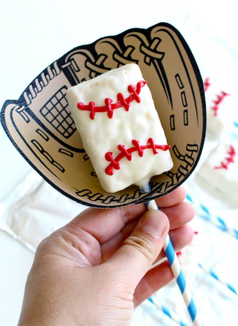 Baseball Rice Crispy Treats, Baseball Team Treats, Cute Tball Snack Ideas, Sports Treats Ideas, Baseball Pretzel Rods, Baseball Dessert Ideas, Baseball Theme Dessert Table, Baseball Party Cookies, Baseball Candy Table Ideas