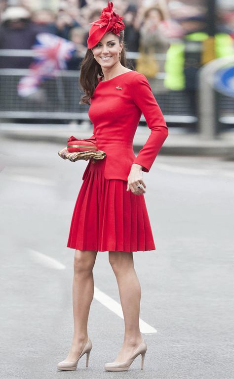 Kate Middleton Kibbe Type, Pippa Middleton Bridesmaid Dress, Kate Middleton Style Dresses, Kate Middleton Latest, Kate Middleton Skirt, Kate Middleton Legs, Kate Princess, Düşes Kate, Kate Middleton Dress