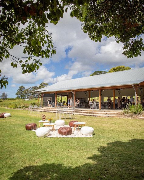 Coastbeat on Instagram: “There’s a new farm-to-table dining experience in the Byron Bay hinterland: Frida’s Field @fridas.field With a focus on ecological farming…” Farm To Table Restaurant, Farm Restaurant, Farm Tour, Farm To Table, Driving Range, New Farm, Mountain Retreat, Table Dining, Byron Bay