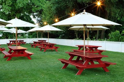 picnic tables Food Truck Outdoor Seating Ideas, Container Bar Ideas, Outdoor Restaurant Furniture, Meja Outdoor, Painted Picnic Tables, Picnic Table With Umbrella, Food Truck Park, Modern Restaurant Design, Party Seating