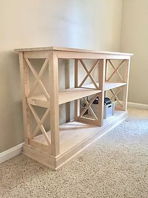 DIY kids toy storage organization idea for living room, bedroom, basement, or playroom using a console table and storage baskets. Great for small spaces! Cheap Toy Storage Ideas, Diy Kids Toy Storage, Farmhouse Toys, Coastal Farmhouse Design, Kids Toy Storage, Diy Toy Storage, Bedroom Basement, Toy Storage Organization, Diy Holz