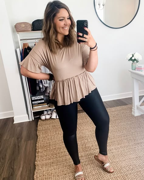 Loose Fitting Work Outfits, Plus Size Work Outfits Business Casual Summer, Casual Jean Work Outfits Women, Spring Business Casual Outfits Plus Size, Banking Outfits, Business Casual Outfits Plus Size, Business Casual Outfits Plus, Plus Size Business Attire, Casual Work Outfit Spring