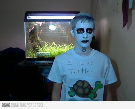 Best Halloween Costume Ever. I Like Turtles, Turtle Costume, Epic Halloween Costumes, Pumpkin Song, Best Halloween Costumes Ever, Funny Costume, Turtle Costumes, Play Makeup, Clever Halloween Costumes