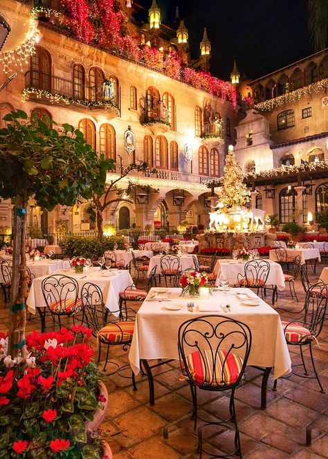 https://flic.kr/p/RGJCiy | Christmas - USA - RIVERSIDE - Mission Inn Hotel-01 Riverside Mission Inn, Riverside Hotel, Mission Inn, Flower Shops, Resort Villa, Outdoor Restaurant, Beautiful Hotels, The Mission, Beautiful Places To Travel