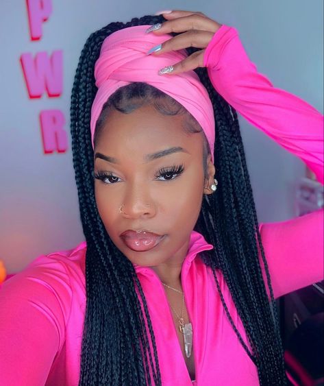 Box Braids With Baseball Cap, Turban With Braids, Doek Styles On Braids, Headwrap Styles With Braids, Pink Headwrap, Headwrap Hairstyles, African Hair Wrap, Braids Styling, Crochet Bow