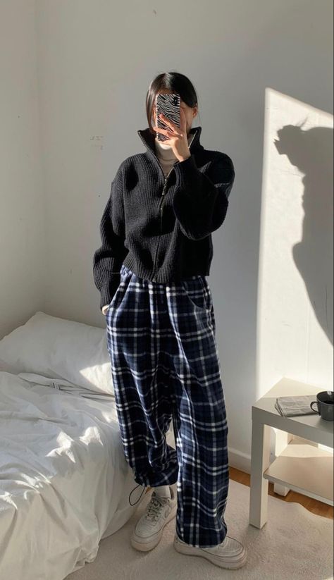 April Outfits Casual, Aesthic Outfit Ideas, Comfy Home Outfits, Lazy Outfits, 가을 패션, Korean Outfits, Casual Style Outfits, Mode Inspiration, Looks Vintage