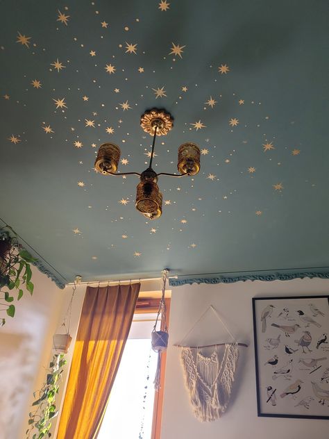 Unique Wall Murals Diy, Candy Ceiling Lights, Hippie Wallpaper Room, Painted Ceiling Clouds, Colorful French Decor, Stars Painted On Wall, Half Wall Paint Ideas Bedrooms, Starry Ceiling Diy, Bedroom With Ceiling Painted