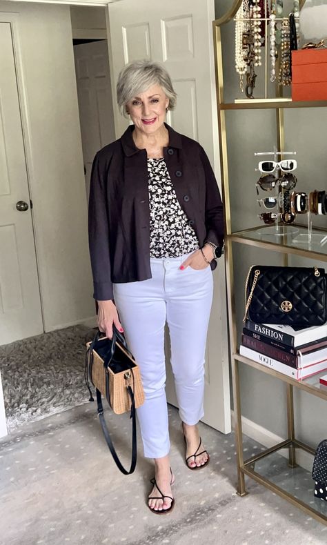 Shop the Widget (click the photo below) Slim Fit Jeans | A-Line Tank | Wearever Cropped Jacket | Sandals | Similar Handbag Beth Djalali is the Founder and CEO of Style at a Certain Age. She writes Sundays-Fridays on all topics ranging from fashion, health, wellness, home design and more. She’s 63, 5’8, and size […] Beth Djalali Style At A Certain Age 2023, Beth Djalali Style At A Certain Age, Beth Djalali, Wellness Home, Style At A Certain Age, Over 60 Fashion, Ageless Style, 60 Fashion, Aging Beautifully