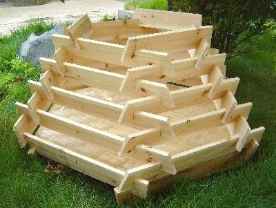 Garden on Pinterest | Tiered Planter, Strawberry Planters and ... Pyramid Planter, Tiered Planter, Garden Flower Beds, Diy Planters, Garden Boxes, Garden Structures, Veggie Garden, Raised Garden Beds, Raised Garden