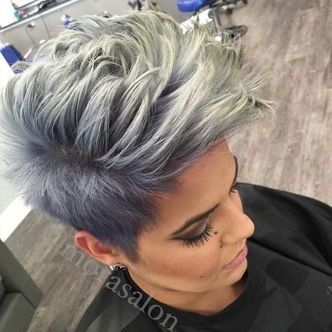 Grey Faux Hawk Hairstyle Faux Hawk Hairstyles, Mohawk Hairstyles, Braided Ponytail Hairstyles, Edgy Short Hair, Faux Hawk, Hair Tattoos, Trendy Hair, Short Hairstyle, Gray Hair