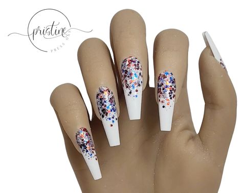 Red, White, and Blue: 40 Patriotic 4th of July Nail Designs to Show Your American Spirit! | Five Senses of Living % Nails Memorial Day, Labor Day Nails, Nails Red White And Blue, Memorial Day Nails, Red White And Blue Nails, Red White Blue Nails, Dip Ideas, Patriotic Nail, 4th Of July Nail