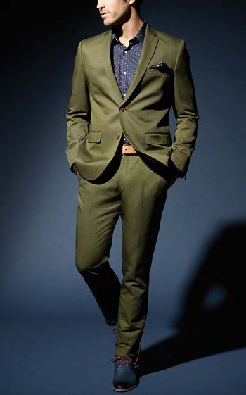 5 Things To Consider Before Going Tieless Suit Without Tie, Olive Suit, Green Suit Men, Olive Green Suit, Casual Attire For Women, Olive Green Pants, Green Suit, Green Blazer, Custom Suit