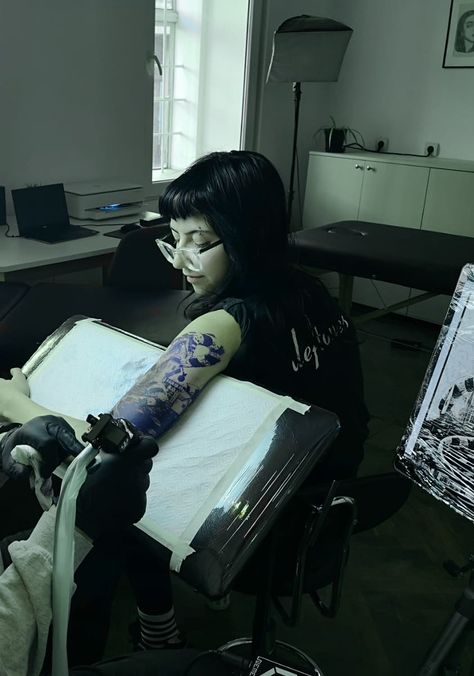 Goth Tattoo Studio, Coffin Tattoos, Tattoo Studio Interior, Getting Tattooed, Life Core, 2024 Moodboard, Goth Tattoo, Demon Tattoo, Future Job