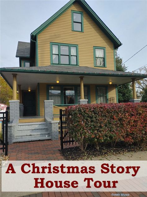 A Christmas tour of the A Christmas Story movie house and museum Christmas Story Crafts, A Christmas Story Decorations Office, A Christmas Story Door Decoration, A Christmas Story Christmas Tree, A Christmas Story Aesthetic, A Christmas Story Decorations, A Christmas Story Movie, Outside House Decor, A Christmas Story Leg Lamp