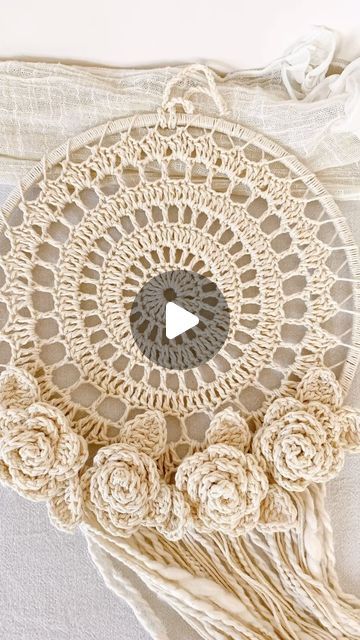 Macrame Wall Hanging Ideas, Mandala Crochet, Crochet Mandala, Love Crochet, Macrame Wall, Macrame Wall Hanging, Doilies, Dream Catcher, Macrame