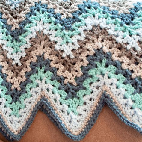 Crochet Ripple Afghan Pattern, Simple Amigurumi, Motifs Afghans, Ripple Afghan Pattern, Crochet Ripple Afghan, V Stitch Crochet, Ripple Afghan, Ripple Stitch, شال كروشيه