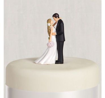 Bride Wedding Cake, Funny Cake Toppers, Blonde Bride, Groom Wedding Cake, Bride And Groom Cake Toppers, Groom Wedding Cakes, Traditional Wedding Cake, Classic Wedding Cake, Romantic Wedding Cake