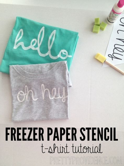 freezer paper stencil shirt DIY with "hello" or "oh hey" templates free to download & use to make your own. such a fun and easy project! www.prettyprovidence.com Stencil Shirt, Freezer Paper Stenciling, Stencil Wood, Shirt Tutorial, Freezer Paper, Shirt Diy, Summer Diy, Diy Couture, Crafty Craft