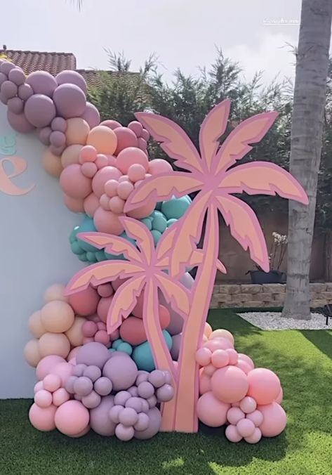 California Party Theme, Beach Barbie Birthday Party, Stitch Pool Party, Stitch Themed Birthday Party, Palm Tree Party, Barbie Backdrop, Tropical Barbie, Barbie Pool Party, Stitch Party