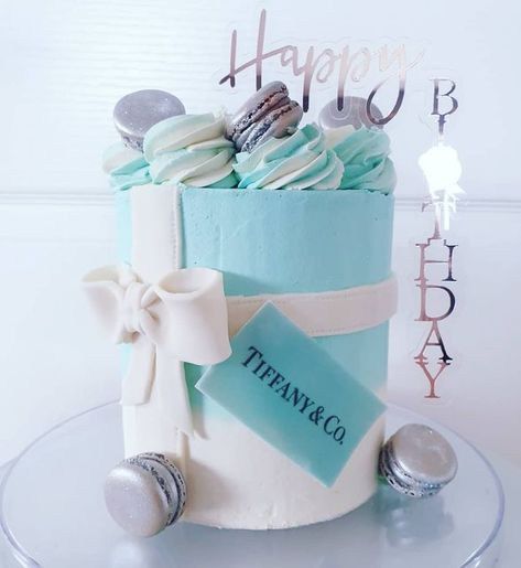 Tiffany Cake, Tiffany Co Cake, Tiffany Blue Cake, Tiffany And Co Birthday Cake, Tiffany Themed Cake, Tiffany And Co Cake Ideas, Tiffany Birthday Cake, Tiffany Co Cake Ideas, Tiffany Blue Art