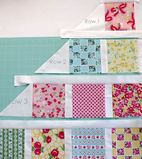 Baby quilt tutorial - perfect for using 5" charm squares. Learn a new quilting skill - how to sew together patchwork squares on point. Block Quilt Ideas, Baby Quilts Easy, Baby Quilts To Make, Free Baby Quilt Patterns, Baby Quilt Patterns Easy, Patchwork Squares, Charm Square Quilt, Baby Quilt Tutorials, Lattice Quilt